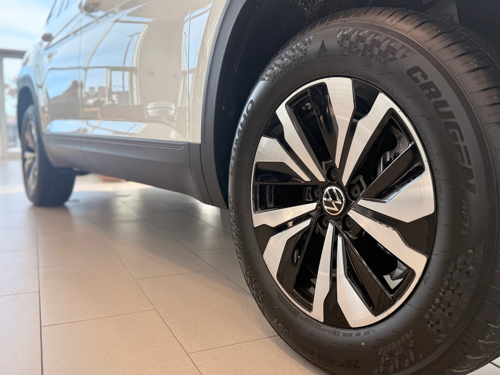 2025 Volkswagen Atlas Comfortline in Boucherville, Quebec - 4 - w1024h768px