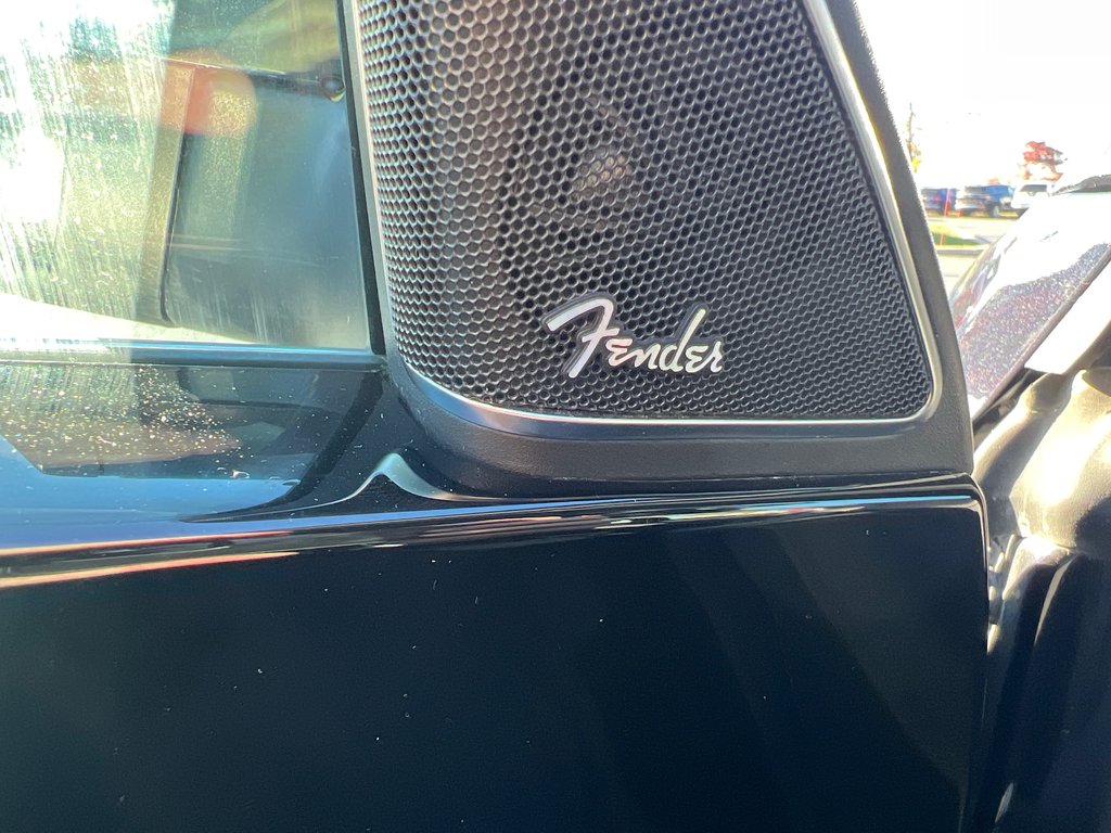 2018 Volkswagen Beetle Convertible COAST EDITION in Boucherville, Quebec - 29 - w1024h768px