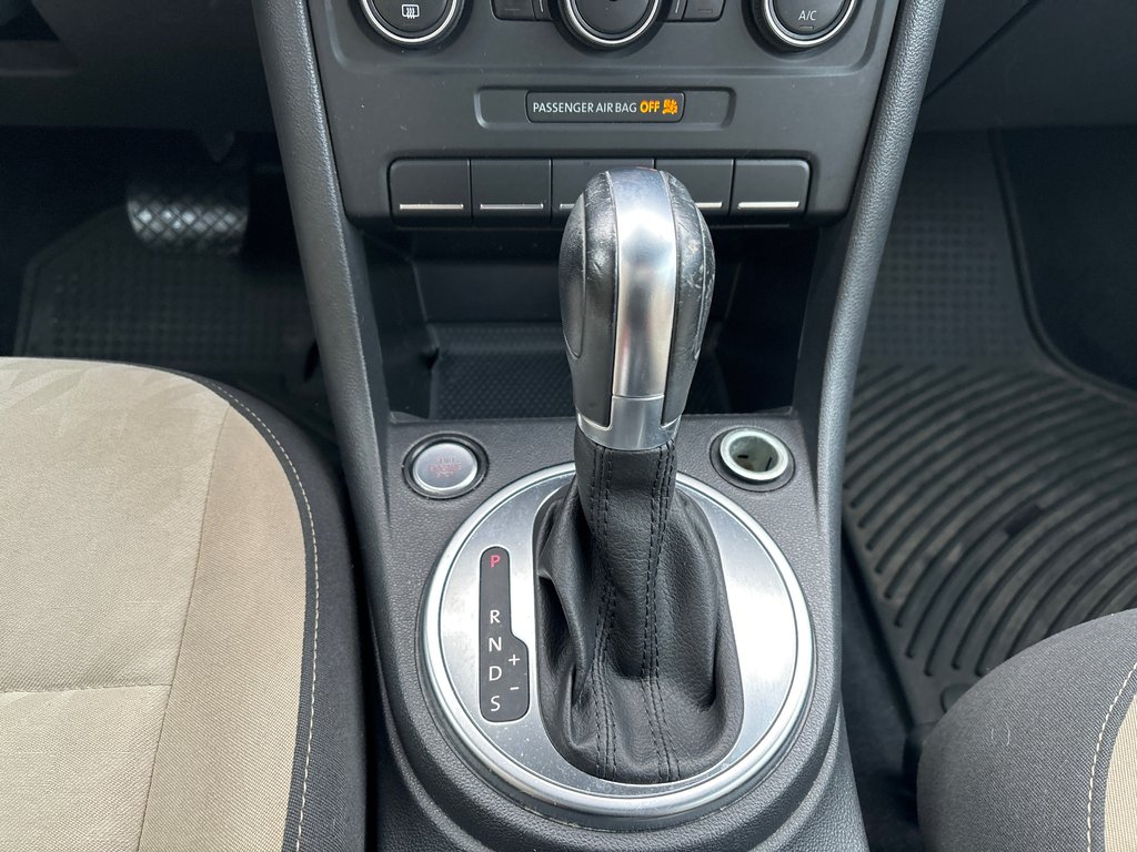 2018 Volkswagen Beetle Convertible COAST EDITION. PNEUS HIVER/ÉTÉ INCLUS in Boucherville, Quebec - 17 - w1024h768px