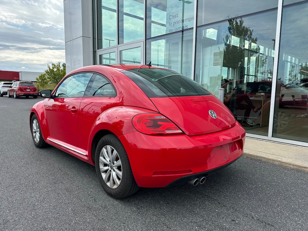 Volkswagen Beetle Coupe  2014 à Boucherville, Québec - 7 - w1024h768px