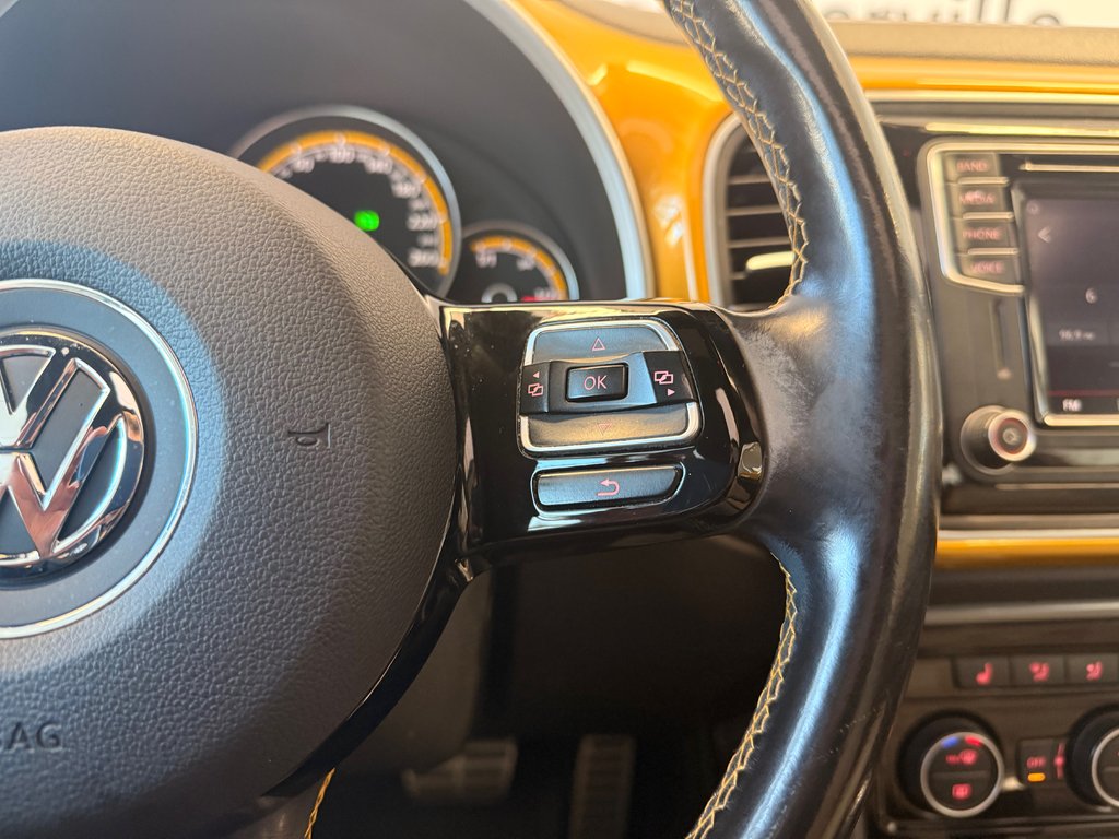 Volkswagen Beetle Coupe Dune 2017 à Boucherville, Québec - 13 - w1024h768px