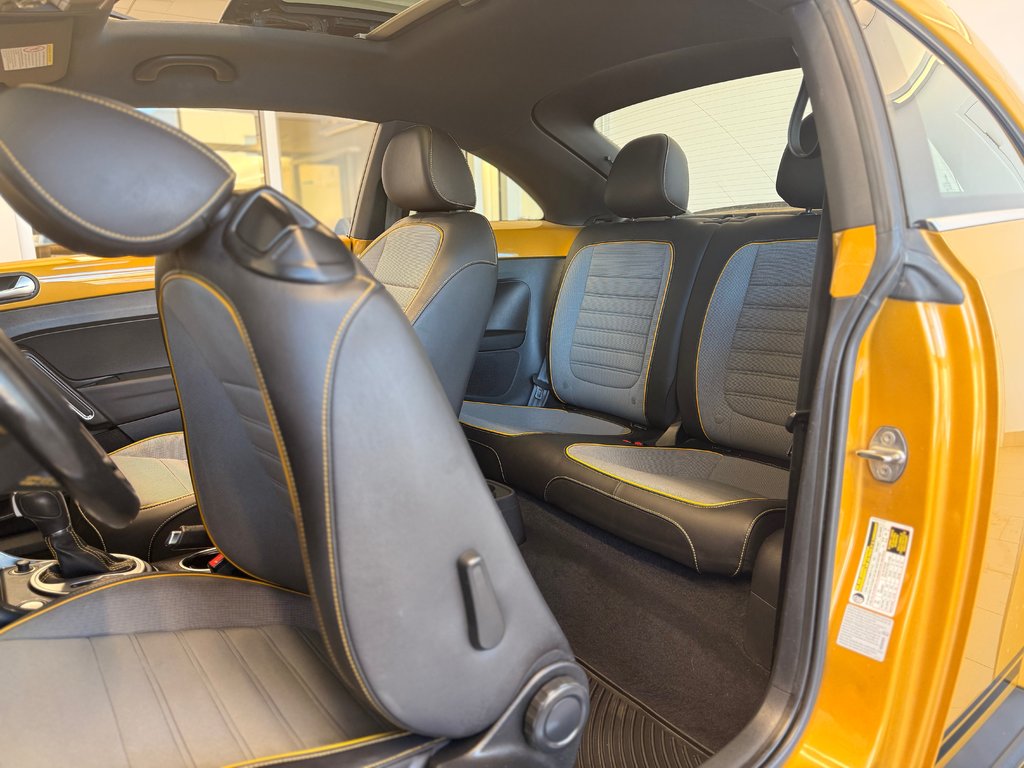 Volkswagen Beetle Coupe Dune 2017 à Boucherville, Québec - 22 - w1024h768px