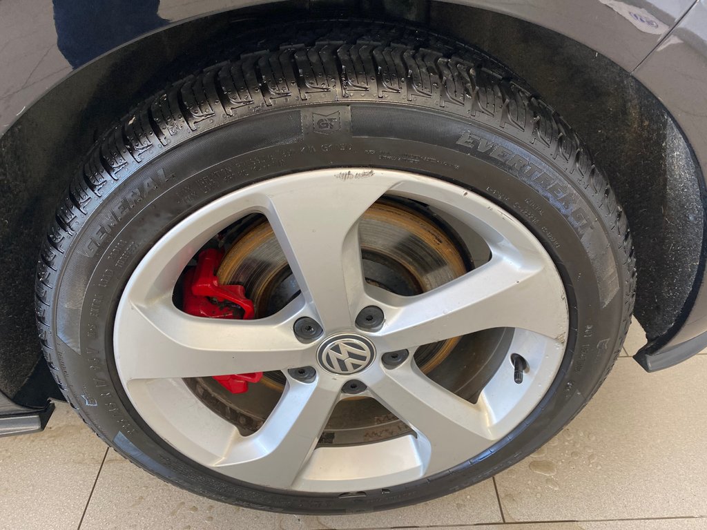 Volkswagen Golf GTI  2019 à Boucherville, Québec - 9 - w1024h768px