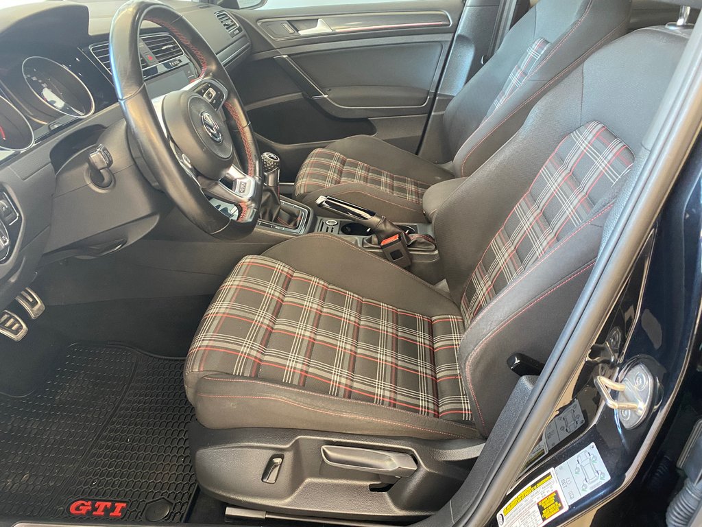 Volkswagen Golf GTI  2019 à Boucherville, Québec - 6 - w1024h768px