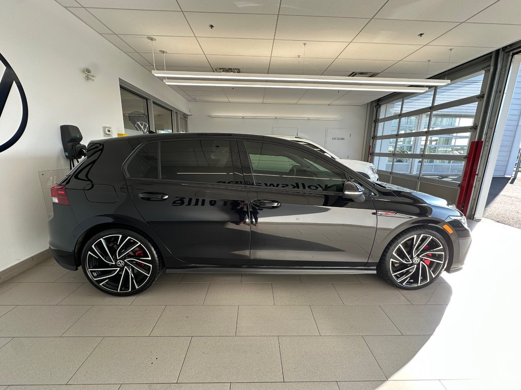 2022 Volkswagen Golf GTI Performance in Boucherville, Quebec - 7 - w1024h768px