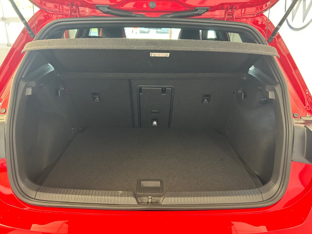 2023 Volkswagen Golf GTI 40E ANNIVERSAIRE in Boucherville, Quebec - 9 - w1024h768px