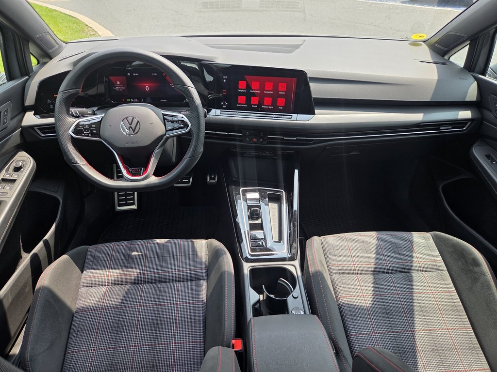 2024 Volkswagen Golf GTI AUTOBAHN, DSG, BAS KM in Boucherville, Quebec - 14 - w1024h768px