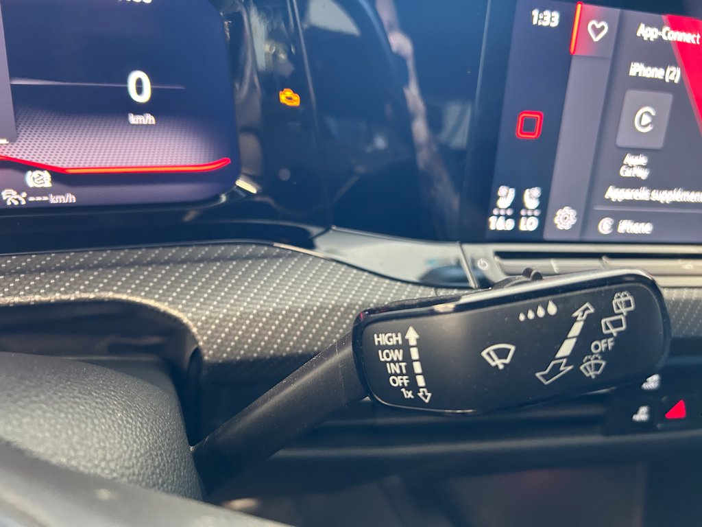 2022 Volkswagen Golf R MANUEL in Boucherville, Quebec - 30 - w1024h768px