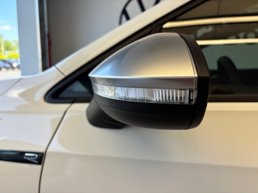 Volkswagen Golf R DSG 2024 à Boucherville, Québec - 18 - w1024h768px