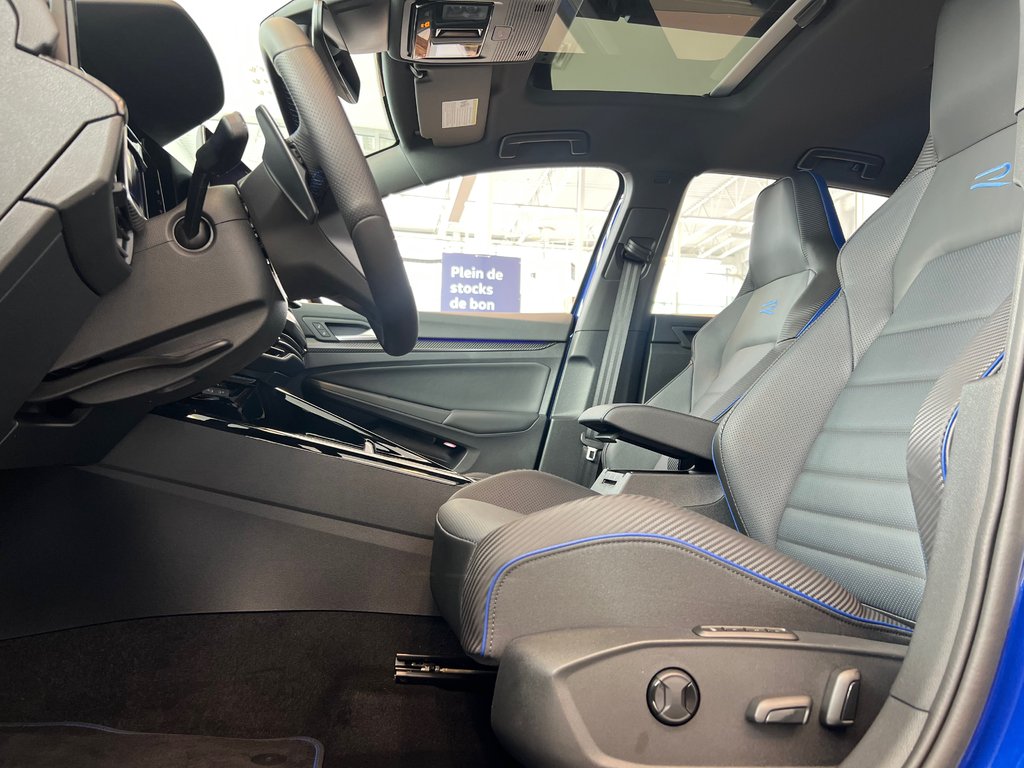 Volkswagen Golf R Black Edition 2025 à Boucherville, Québec - 9 - w1024h768px