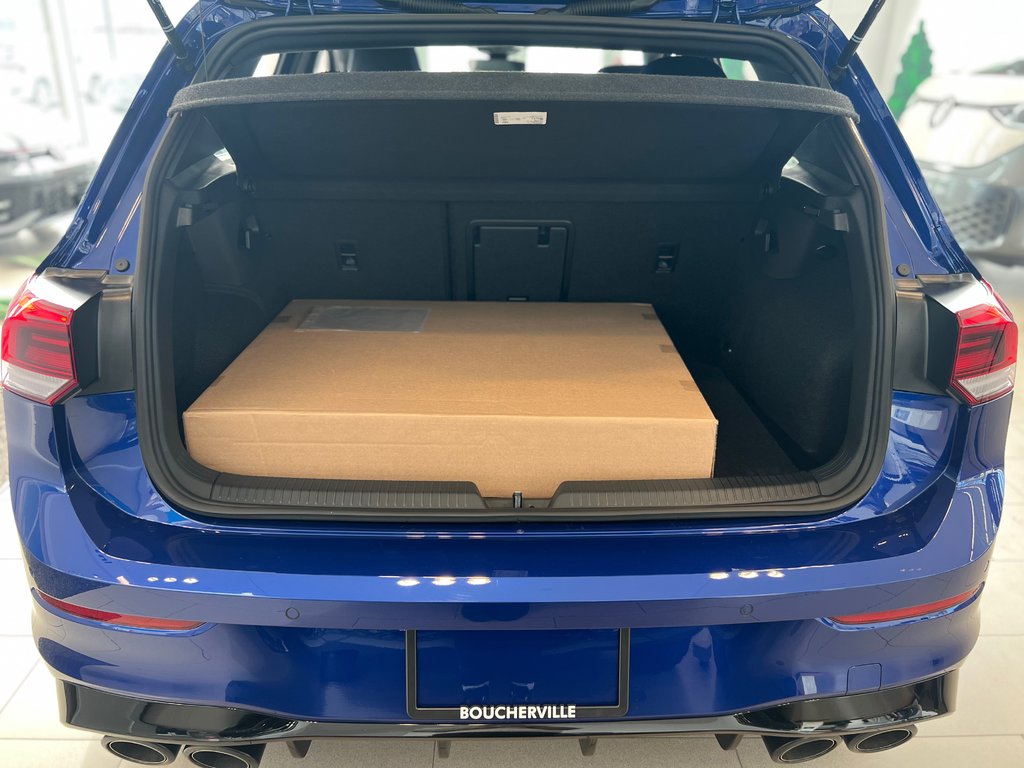 Volkswagen Golf R Black Edition 2025 à Boucherville, Québec - 25 - w1024h768px