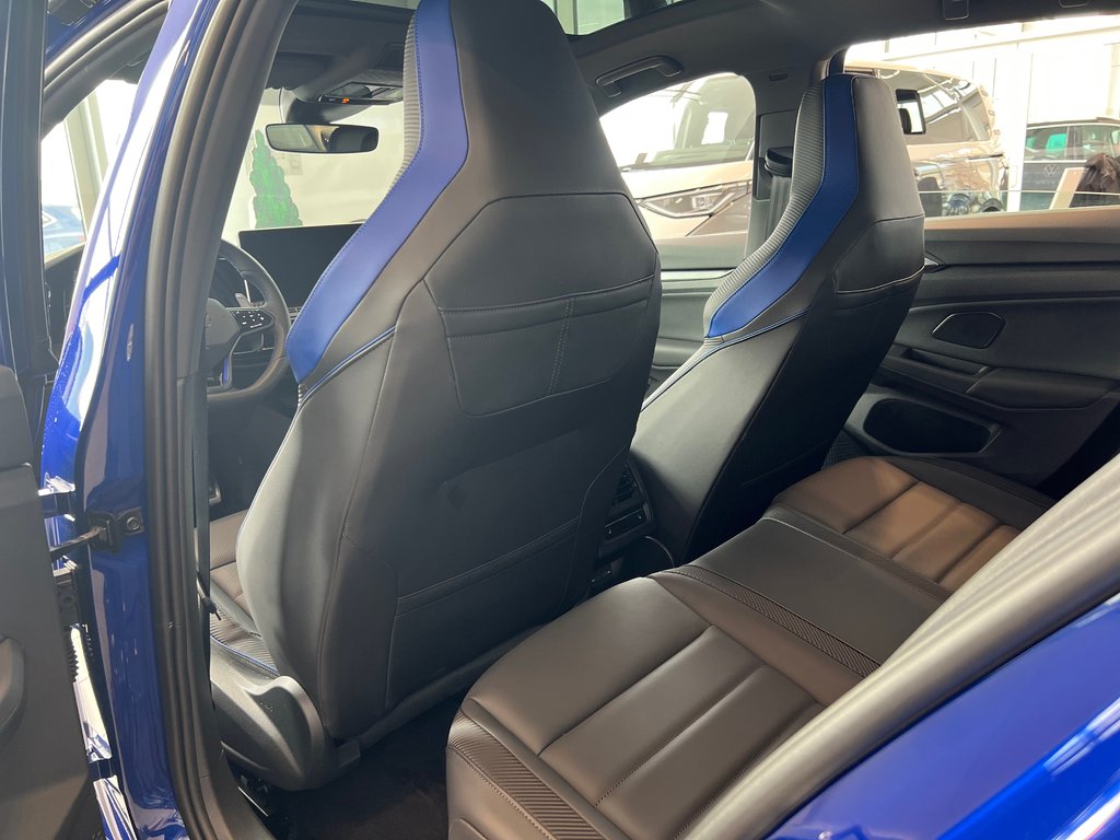 Volkswagen Golf R Black Edition 2025 à Boucherville, Québec - 12 - w1024h768px