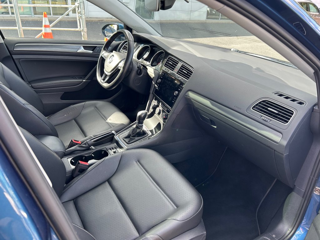 2018 Volkswagen GOLF SPORTWAGEN COMFORTLINE in Boucherville, Quebec - 10 - w1024h768px