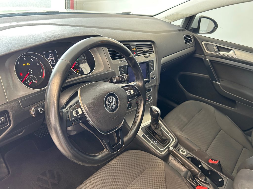 Volkswagen Golf TRENDLINE 2015 à Boucherville, Québec - 34 - w1024h768px