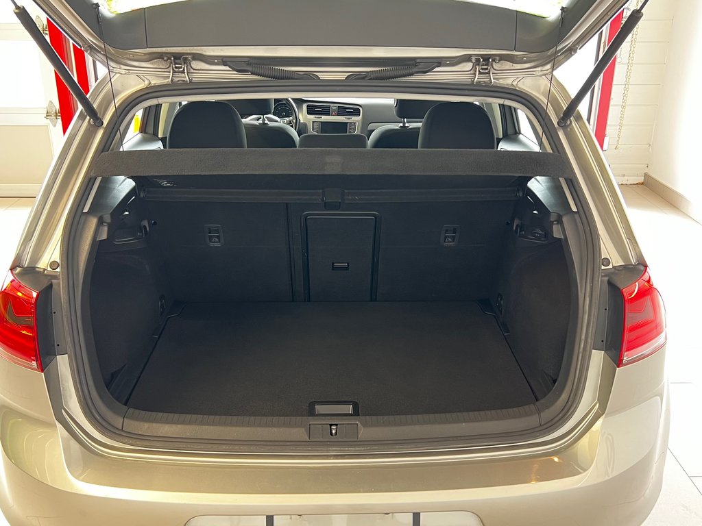 Volkswagen Golf TRENDLINE 2016 à Boucherville, Québec - 29 - w1024h768px
