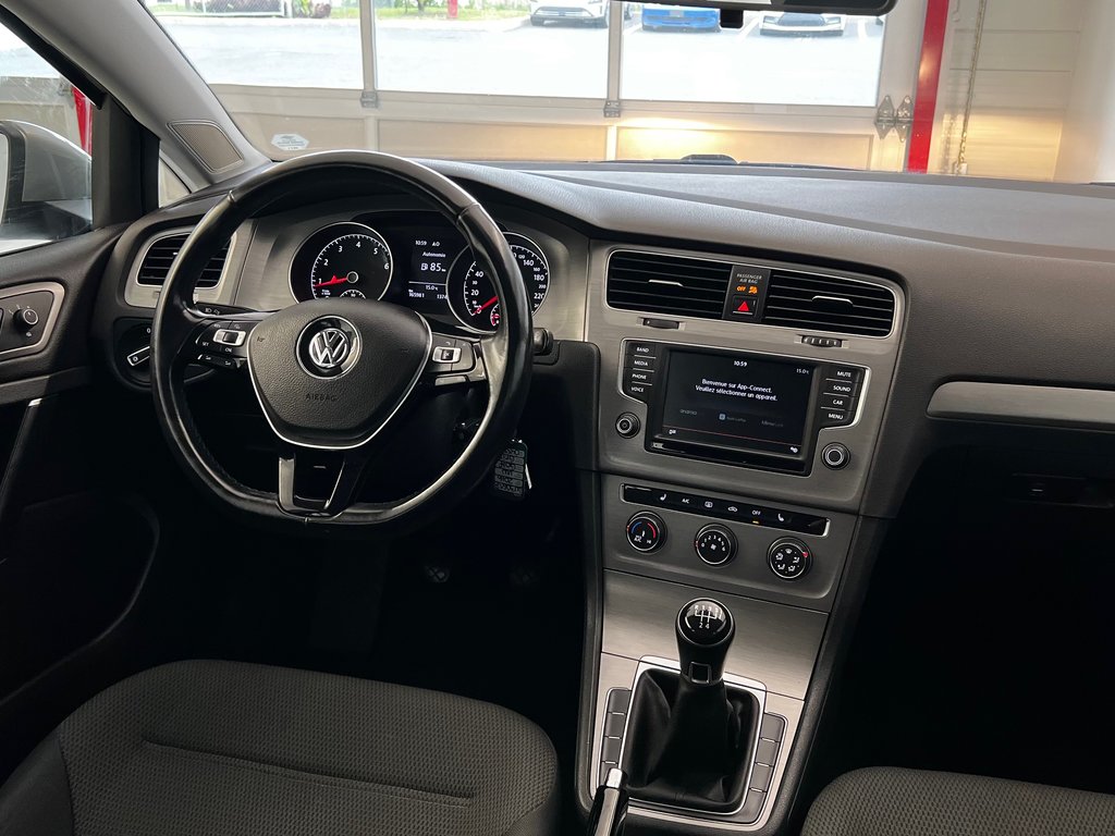 Volkswagen Golf TRENDLINE 2016 à Boucherville, Québec - 14 - w1024h768px
