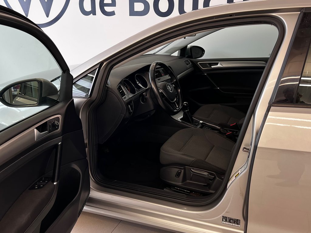 Volkswagen Golf TRENDLINE 2016 à Boucherville, Québec - 8 - w1024h768px