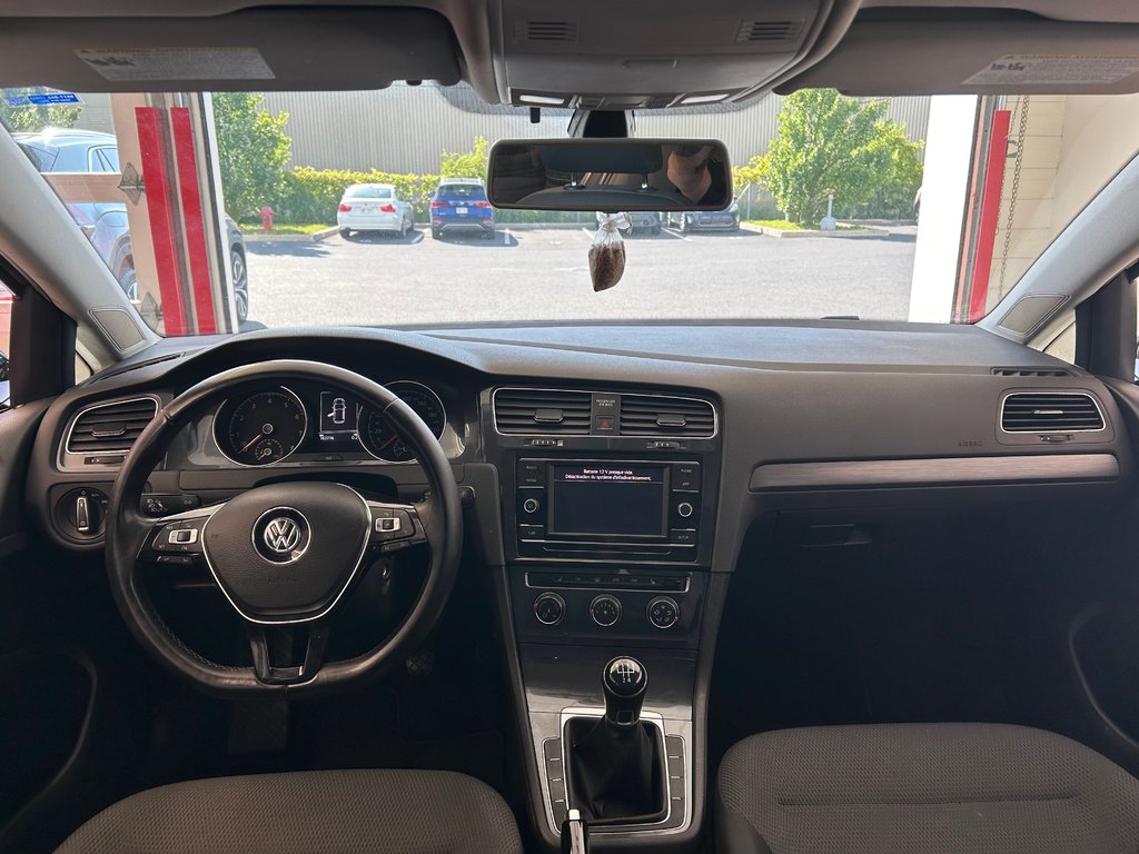 Volkswagen Golf TRENDLINE 2018 à Boucherville, Québec - 24 - w1024h768px