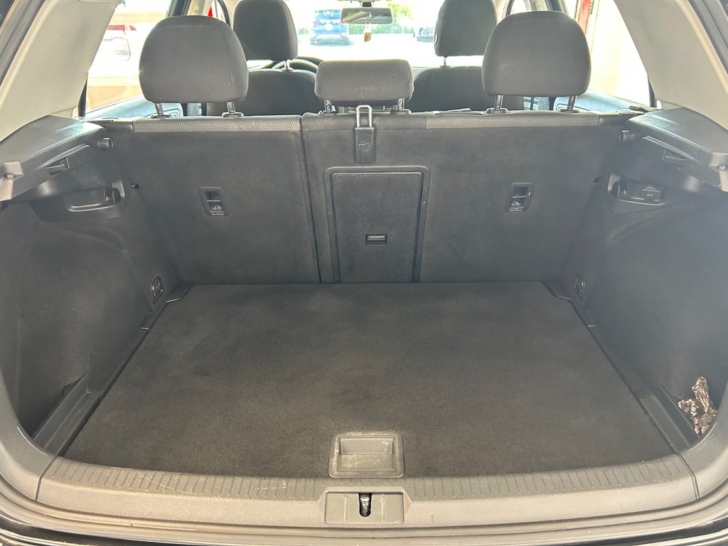 Volkswagen Golf TRENDLINE 2018 à Boucherville, Québec - 7 - w1024h768px
