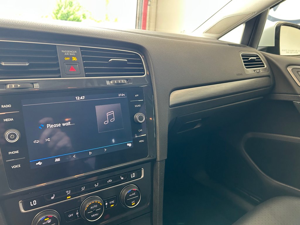 2019 Volkswagen Golf HIGHLINE in Boucherville, Quebec - 22 - w1024h768px