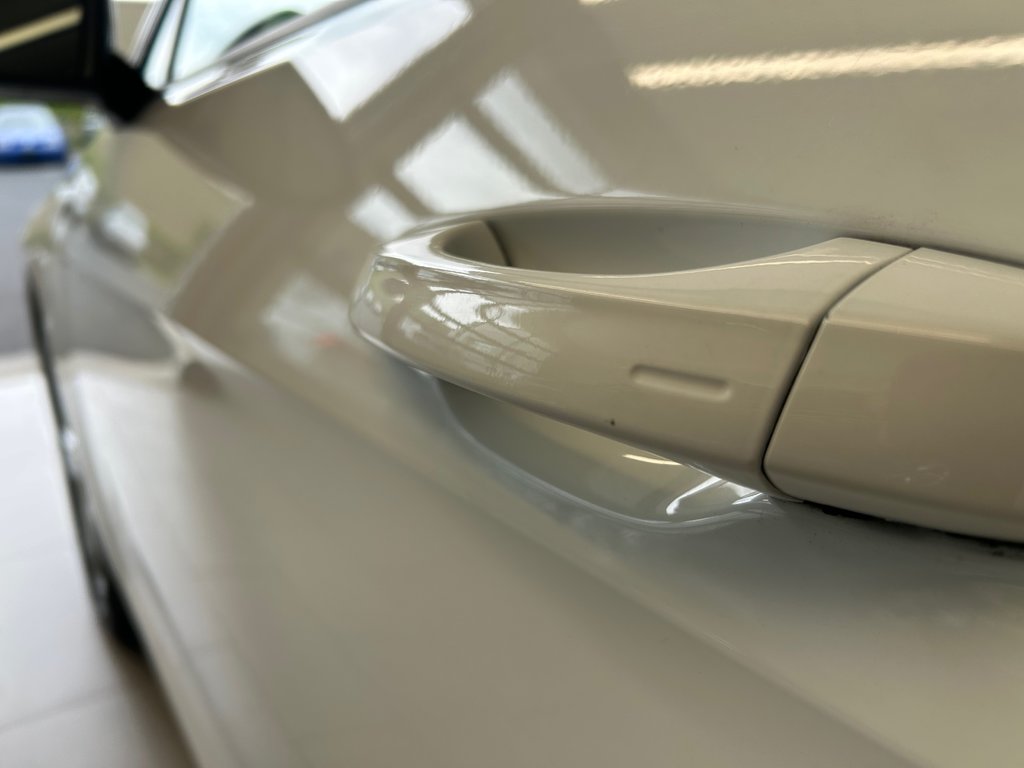 2019 Volkswagen Golf HIGHLINE in Boucherville, Quebec - 10 - w1024h768px