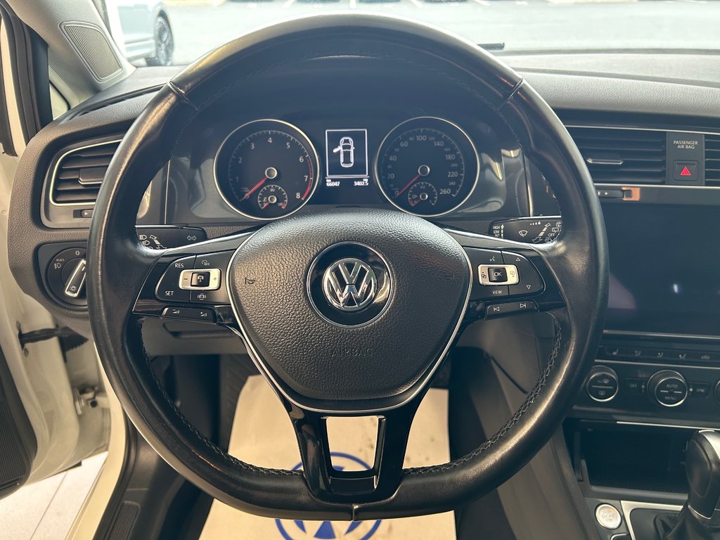 2019 Volkswagen Golf HIGHLINE in Boucherville, Quebec - 17 - w1024h768px