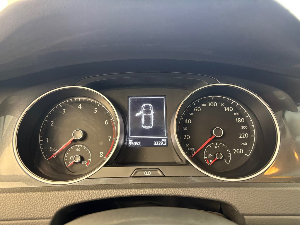 2020 Volkswagen Golf HIGHLINE in Boucherville, Quebec - 15 - w1024h768px