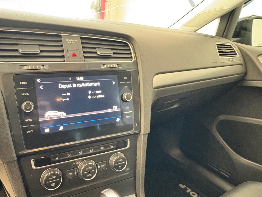 2020 Volkswagen Golf HIGHLINE in Boucherville, Quebec - 21 - w1024h768px