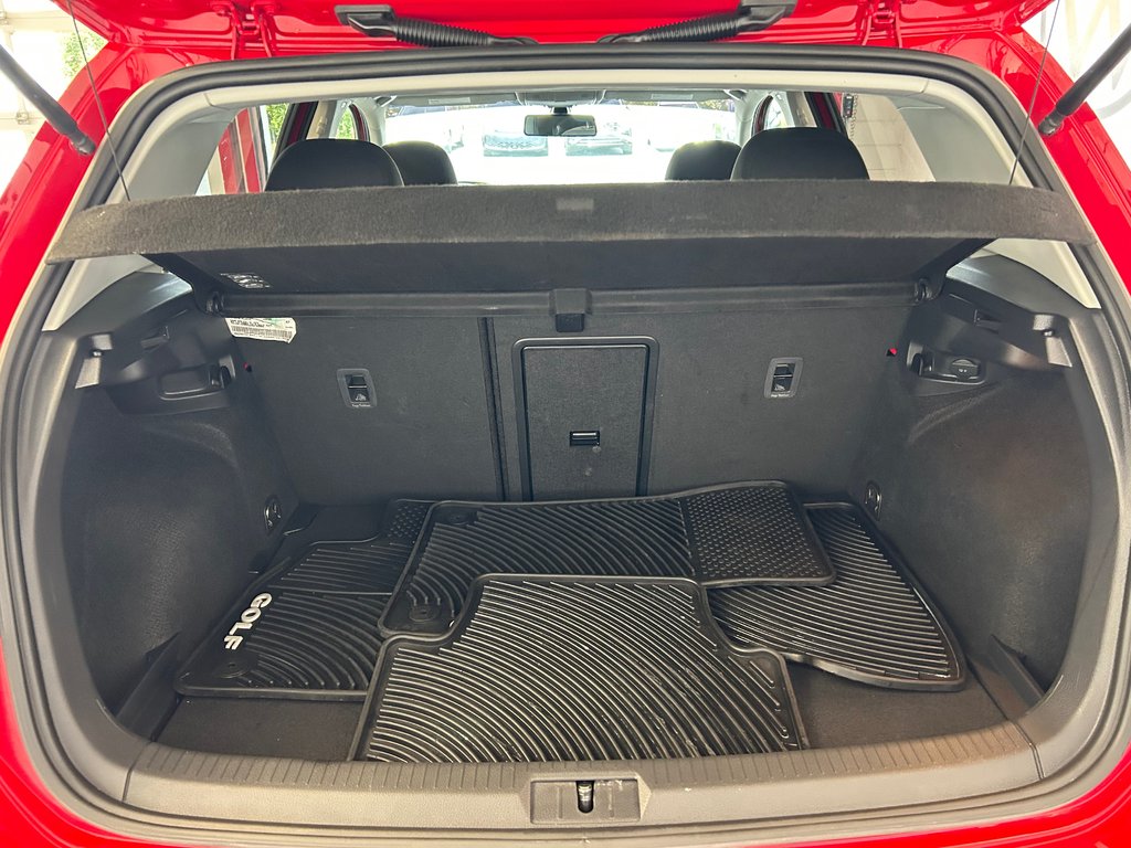 2021 Volkswagen Golf COMFORTLINE in Boucherville, Quebec - 10 - w1024h768px