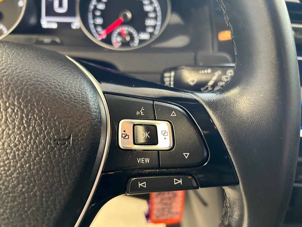 2021 Volkswagen Golf COMFORTLINE in Boucherville, Quebec - 27 - w1024h768px