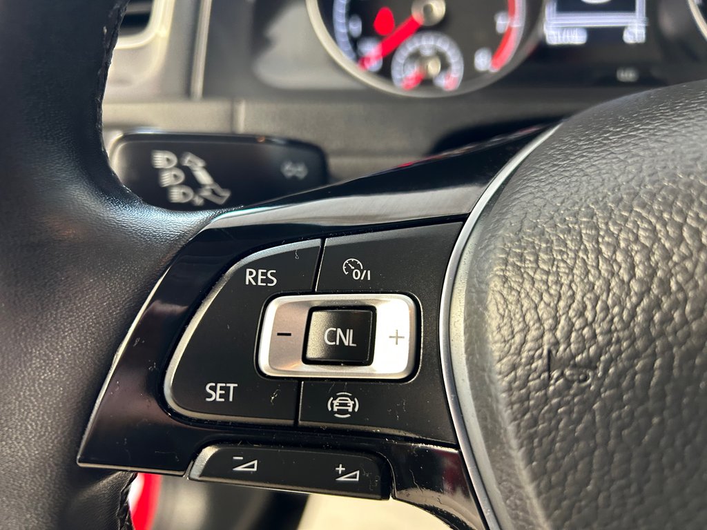 2021 Volkswagen Golf COMFORTLINE in Boucherville, Quebec - 28 - w1024h768px