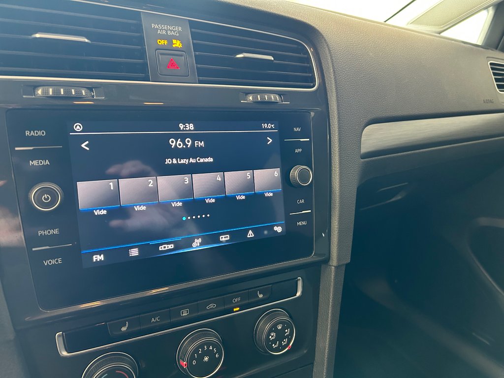 2021 Volkswagen Golf COMFORTLINE in Boucherville, Quebec - 26 - w1024h768px