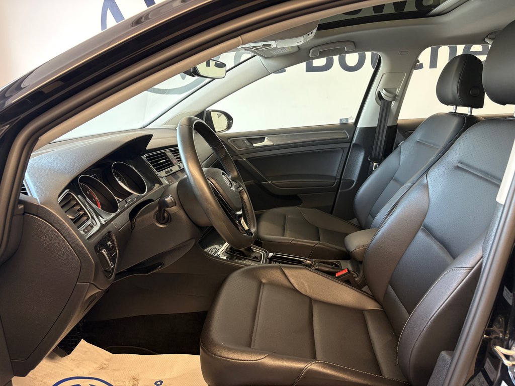 2021 Volkswagen Golf HIGHLINE in Boucherville, Quebec - 15 - w1024h768px