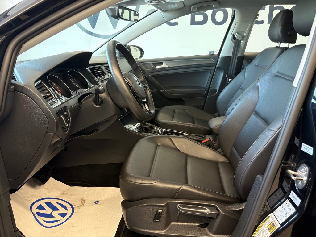 2021 Volkswagen Golf HIGHLINE in Boucherville, Quebec - 13 - w1024h768px