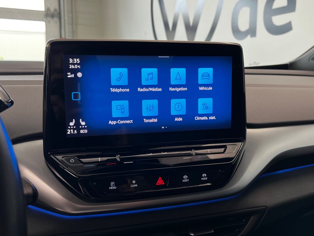 2021 Volkswagen ID.4 Pro in Boucherville, Quebec - 21 - w1024h768px