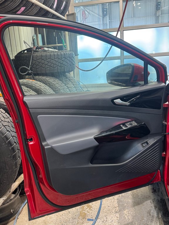 Volkswagen ID.4 Pro Awd Navigation 2021 à Terrebonne, Québec - 8 - w1024h768px