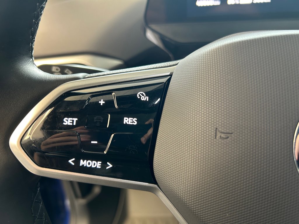 Volkswagen ID.4 PRO S AWD 2022 à Boucherville, Québec - 26 - w1024h768px