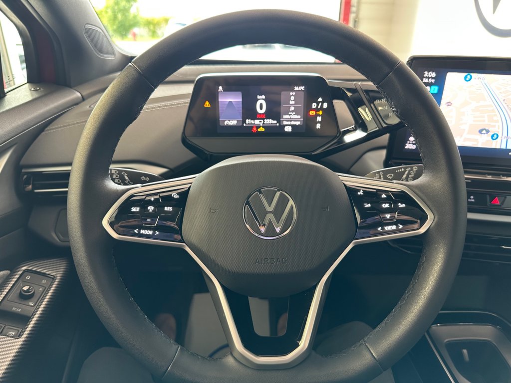 2023 Volkswagen ID.4 Pro in Boucherville, Quebec - 11 - w1024h768px