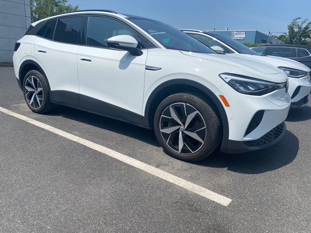 2023 Volkswagen ID.4 PRO in Boucherville, Quebec - 3 - w1024h768px
