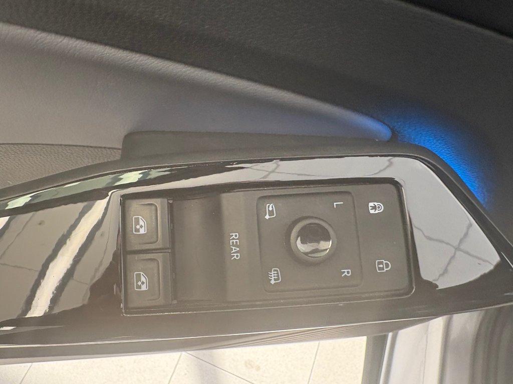 2023 Volkswagen ID.4 Pro S in Boucherville, Quebec - 18 - w1024h768px
