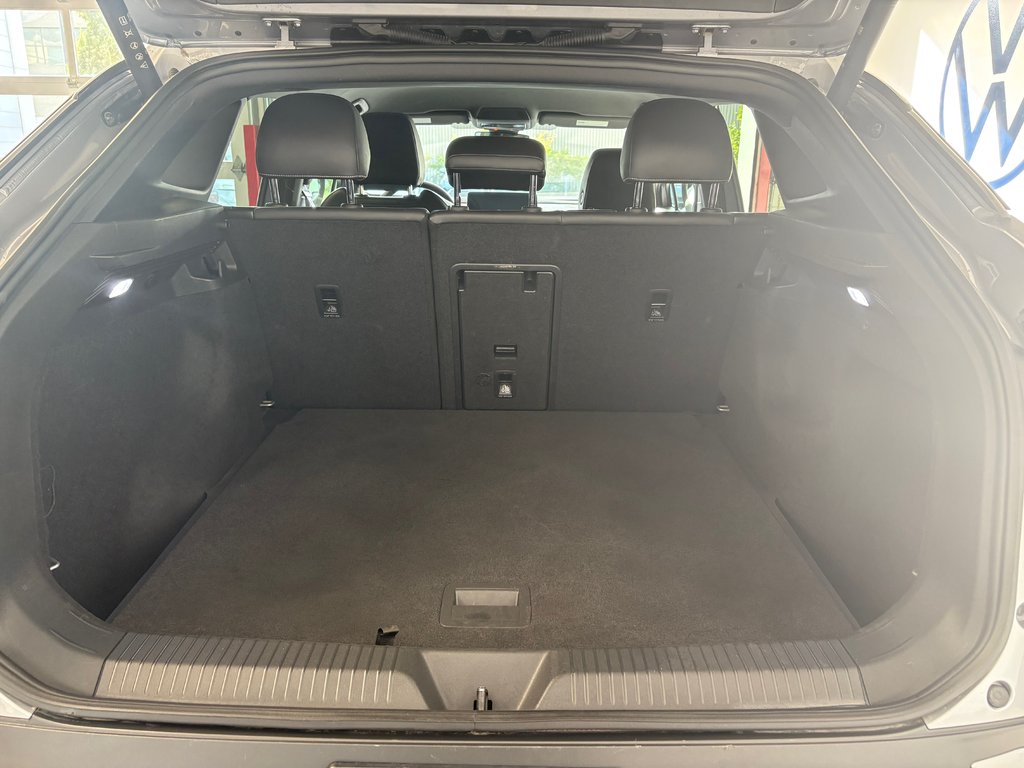 2023 Volkswagen ID.4 Pro S in Boucherville, Quebec - 9 - w1024h768px