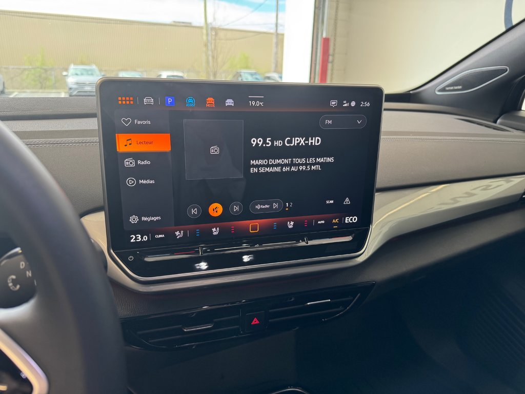 2024 Volkswagen ID.4 Pro S in Boucherville, Quebec - 18 - w1024h768px