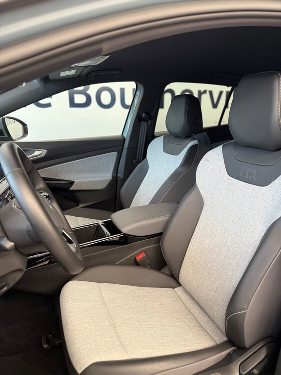 Volkswagen ID.4  2024 à Boucherville, Québec - 25 - w1024h768px