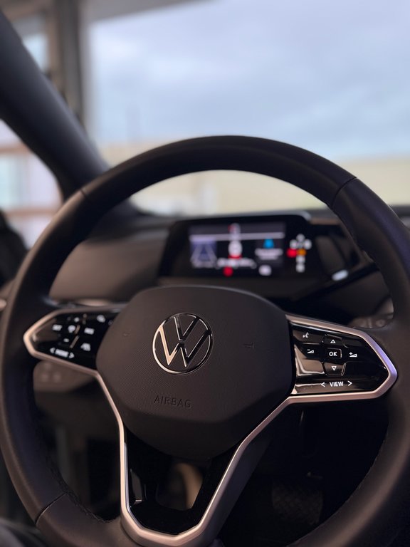 Volkswagen ID.4  2024 à Boucherville, Québec - 10 - w1024h768px