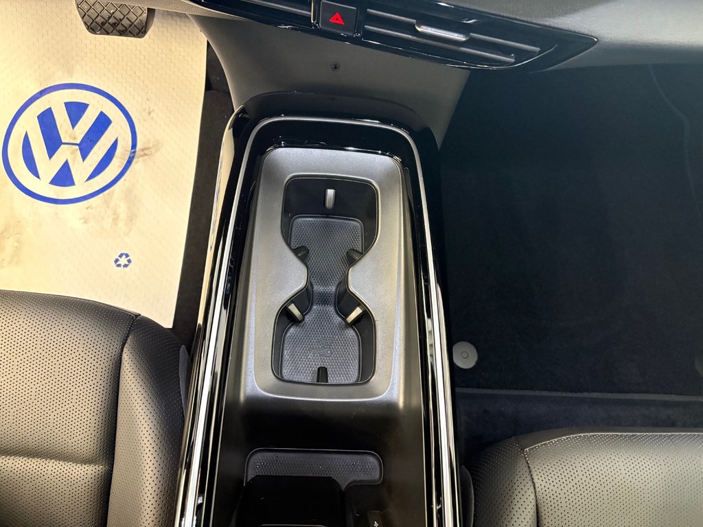 2025 Volkswagen ID.4 Pro S in Boucherville, Quebec - 18 - w1024h768px