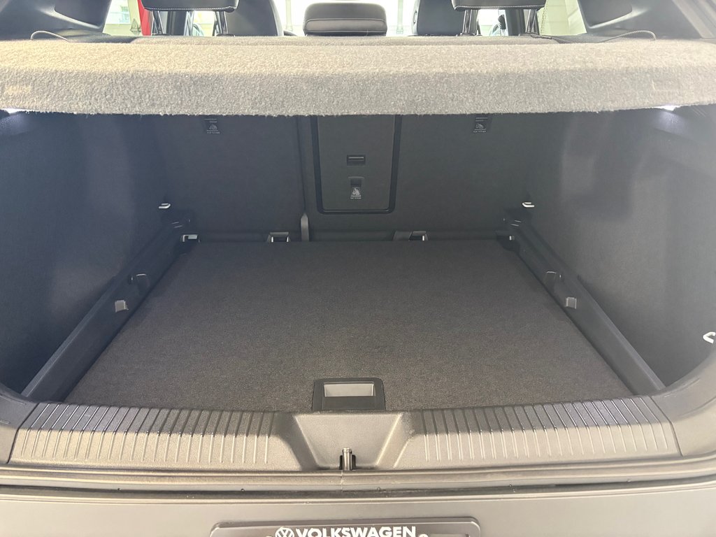 2025 Volkswagen ID.4 Pro S in Boucherville, Quebec - 7 - w1024h768px