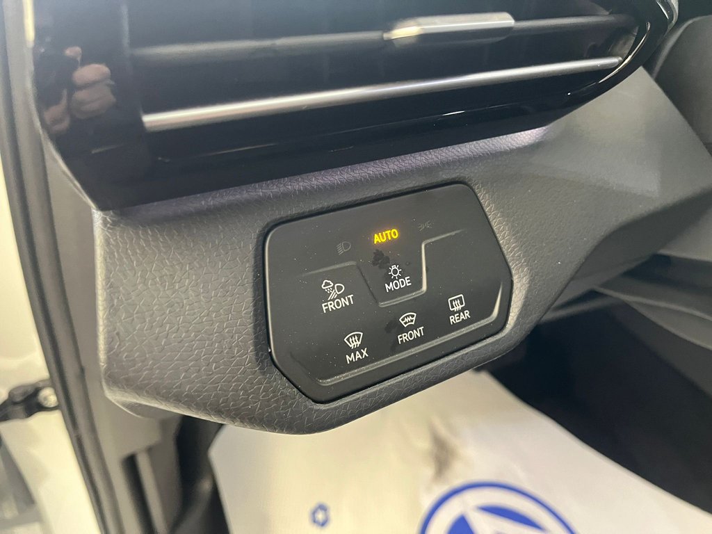2025 Volkswagen ID.4 Pro S in Boucherville, Quebec - 10 - w1024h768px