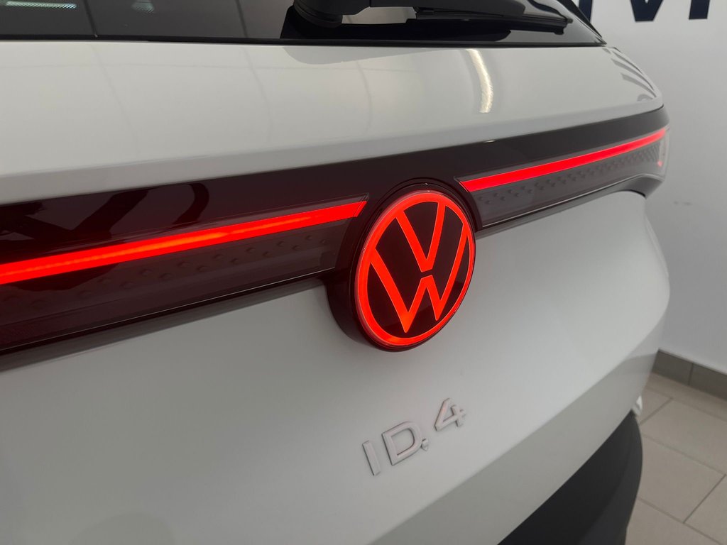 2025 Volkswagen ID.4 Pro S in Boucherville, Quebec - 3 - w1024h768px