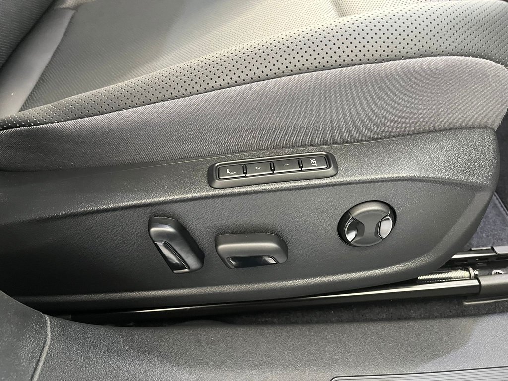 2025 Volkswagen ID.4 Pro S in Boucherville, Quebec - 8 - w1024h768px