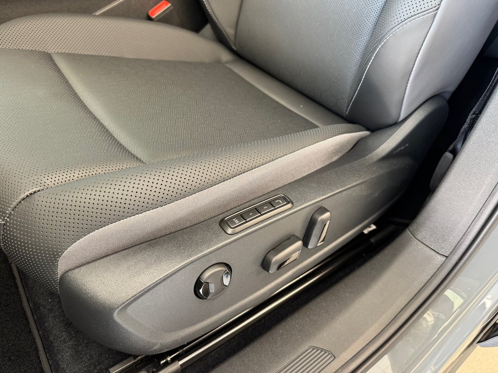 2025 Volkswagen ID.4 Pro S in Boucherville, Quebec - 10 - w1024h768px